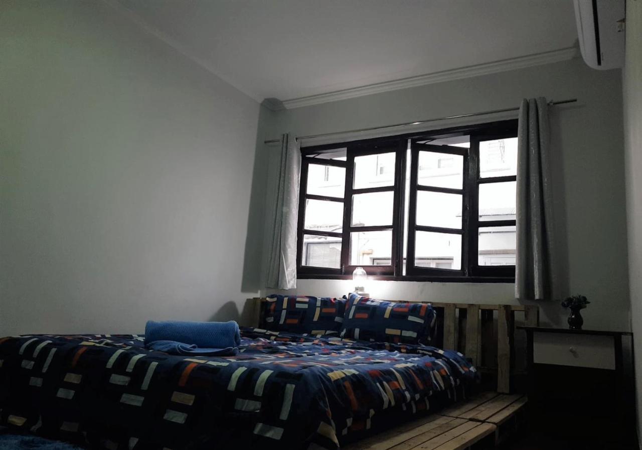 Kru Nat'S Bed & Breakfast W/ Private Rooms & Gym Bangkok Bagian luar foto